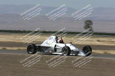 media/Jun-02-2024-CalClub SCCA (Sun) [[05fc656a50]]/Group 4/Qualifying/